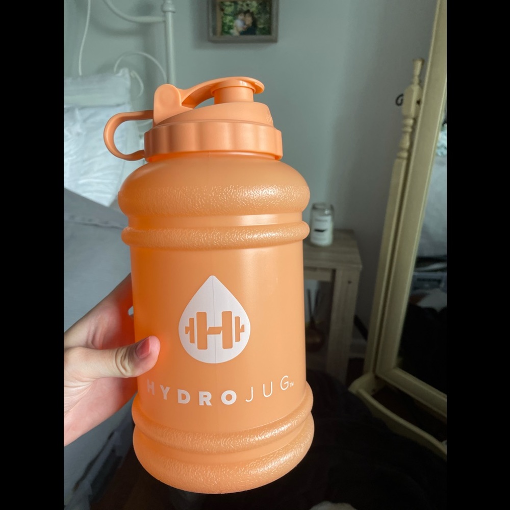 Peach HydroJug & Tie Dye Sleeve